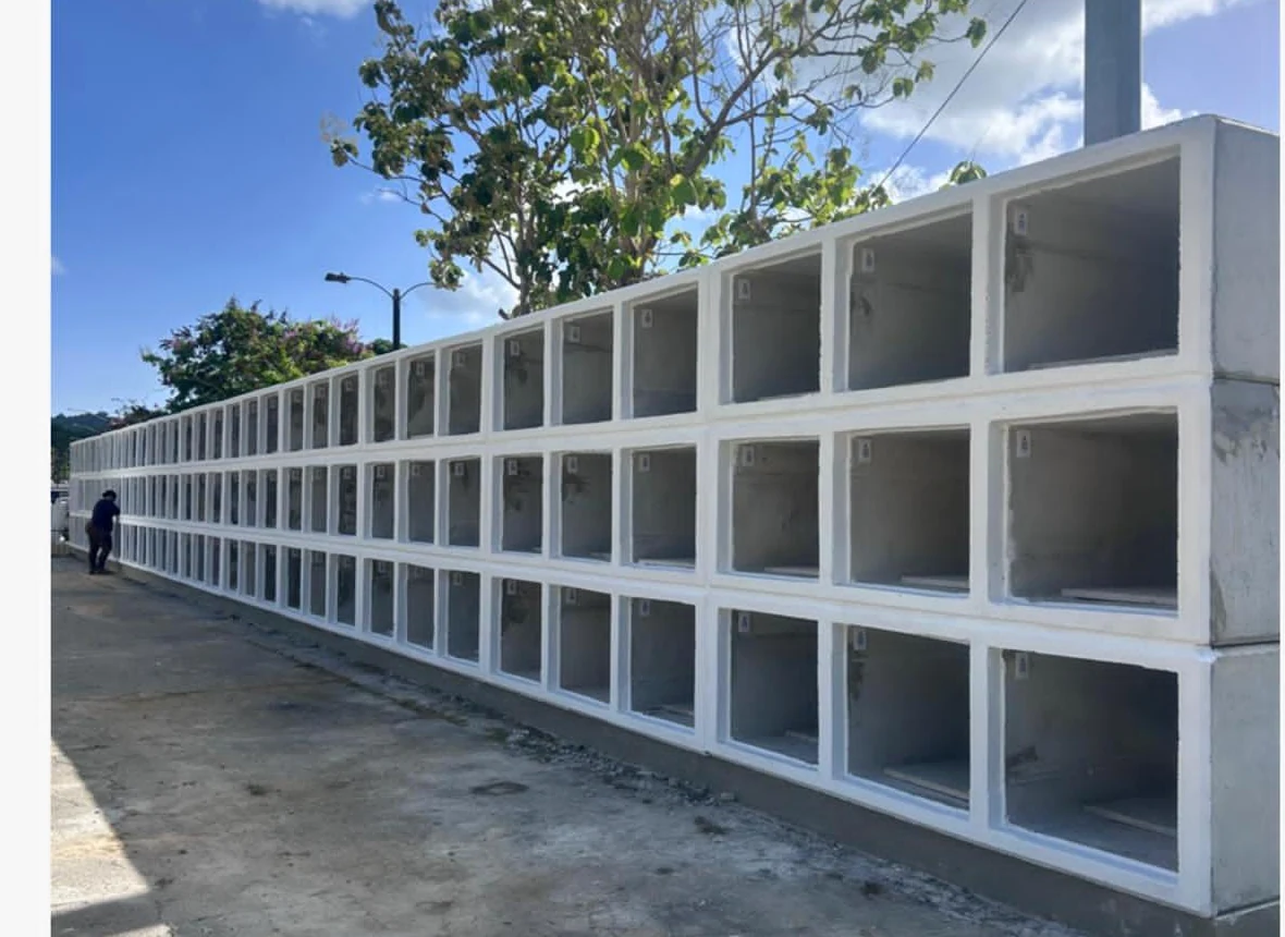 Nichos prefabricados en cementerio